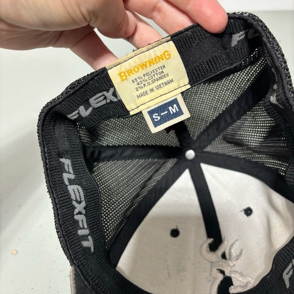 Browning Baseball Hat Cap Small/Medium Adult Flexfit Black Gray - Picture 2 of 7